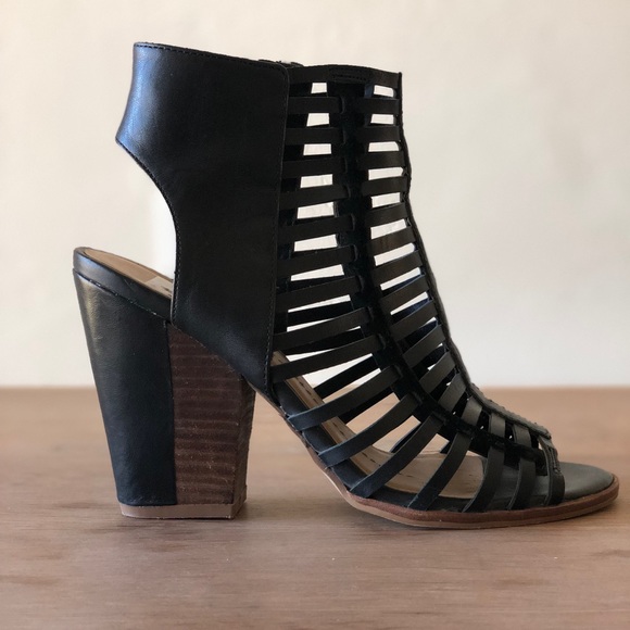 DV by Dolce Vita Gladiator Heeled Sandals - Picture 2 of 6